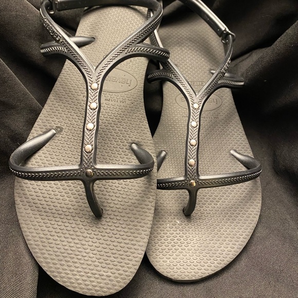 Havaianas- Ladies Black/silver sandals, Size:11/12‎ - Picture 1 of 6